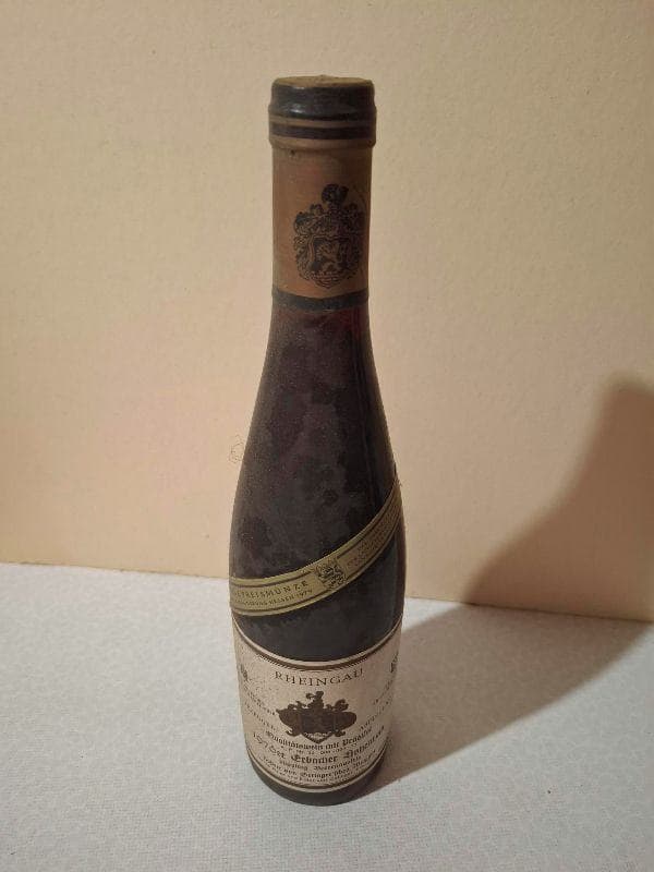 Freiherr von Oetinger Erbacher Hohenrain Beerenauslese 1976 — Rheingau